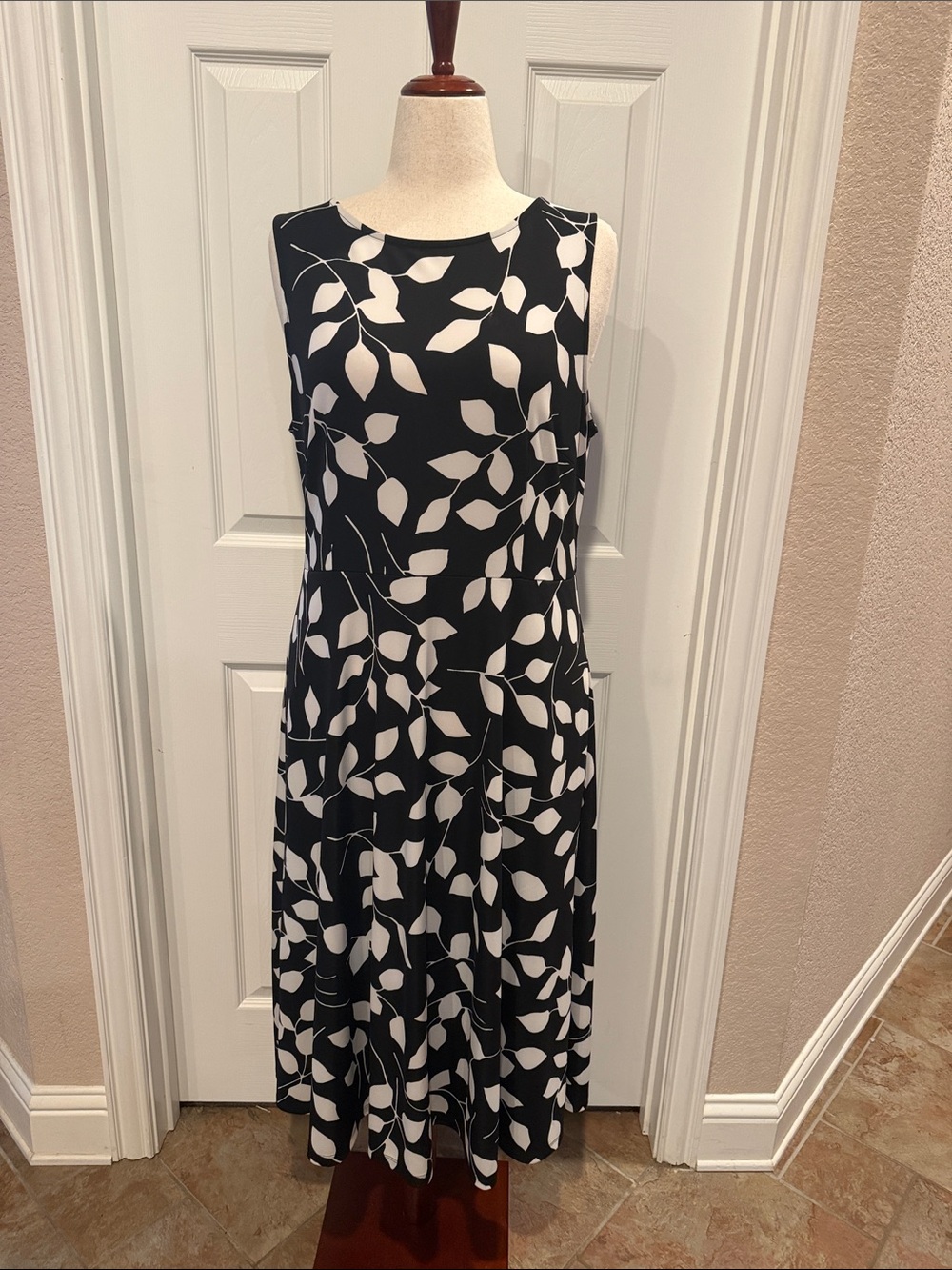 Talbots Black and White Leaf-Print Midi Dress XL